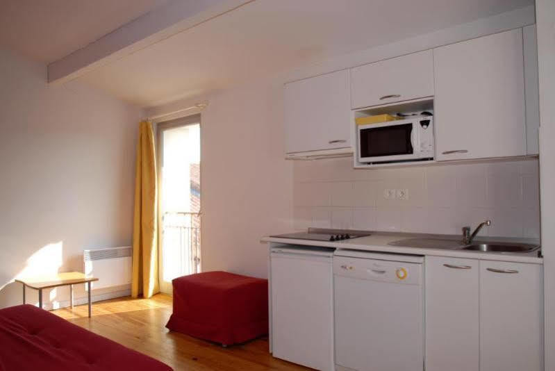 Temporesidence Chateauneuf บาย็อนน์ ภายนอก รูปภาพ