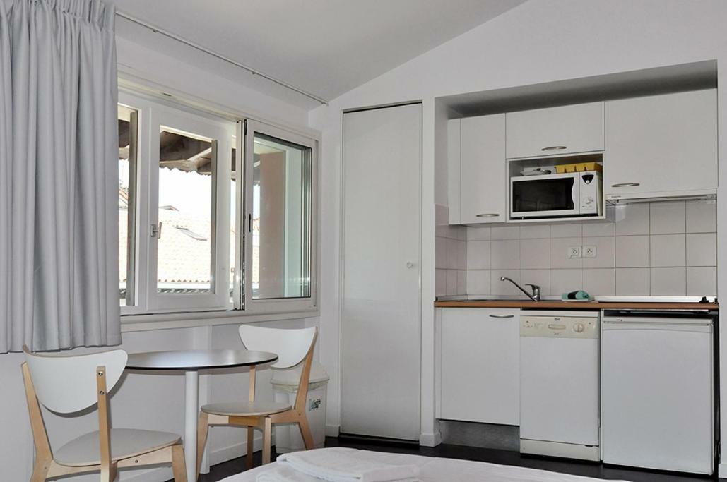 Temporesidence Chateauneuf บาย็อนน์ ภายนอก รูปภาพ